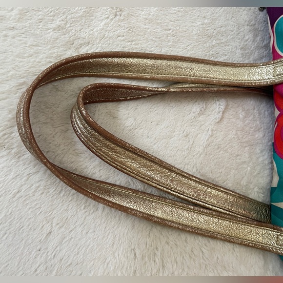 Coach Poppy Shoulder Bag GUC - Picture 6 of 16